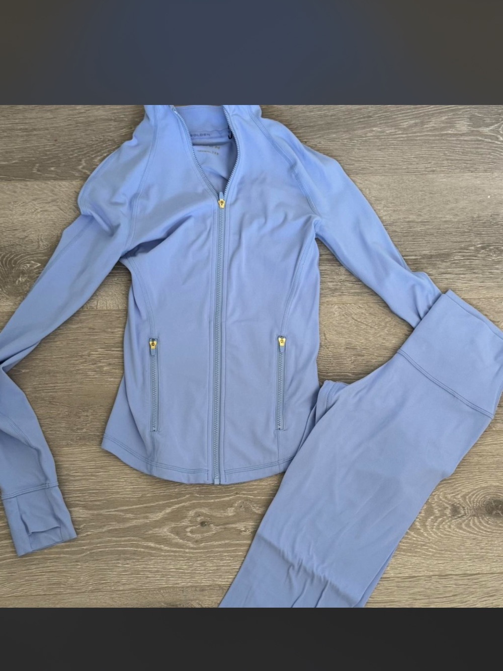 Aritzia Day flower blue butter soft set